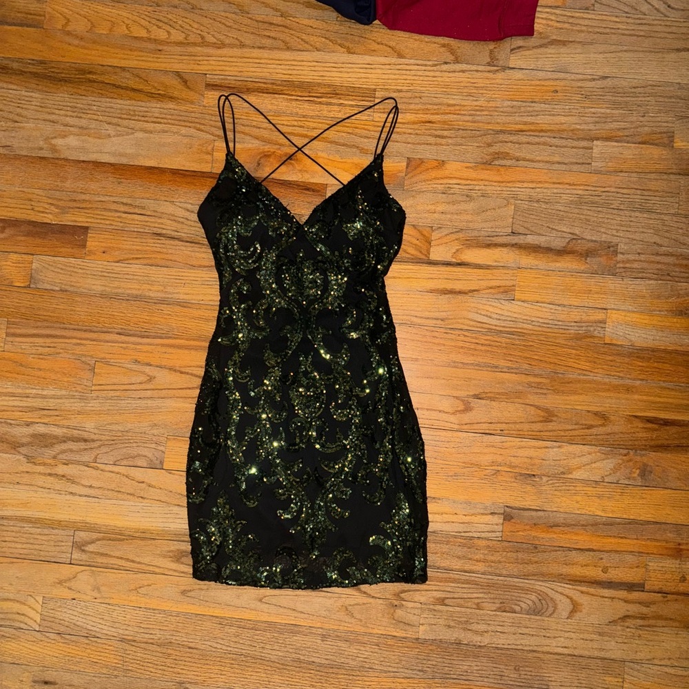 Small Black and Green Sequin Windsor Dress